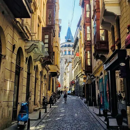 Lovely Galata With Bosporus View Terrace ゲストハウス *
